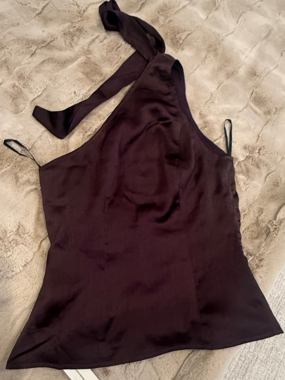 Commense One SHOULDER TOP - Picture 2 of 3